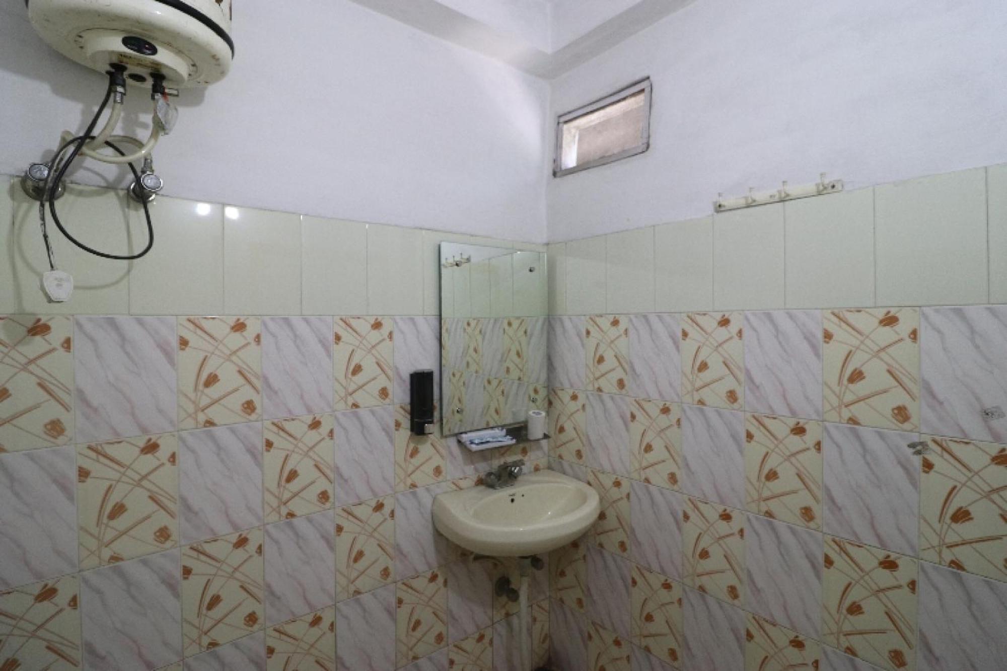 Hotel O Beas Regency Manali  Bagian luar foto