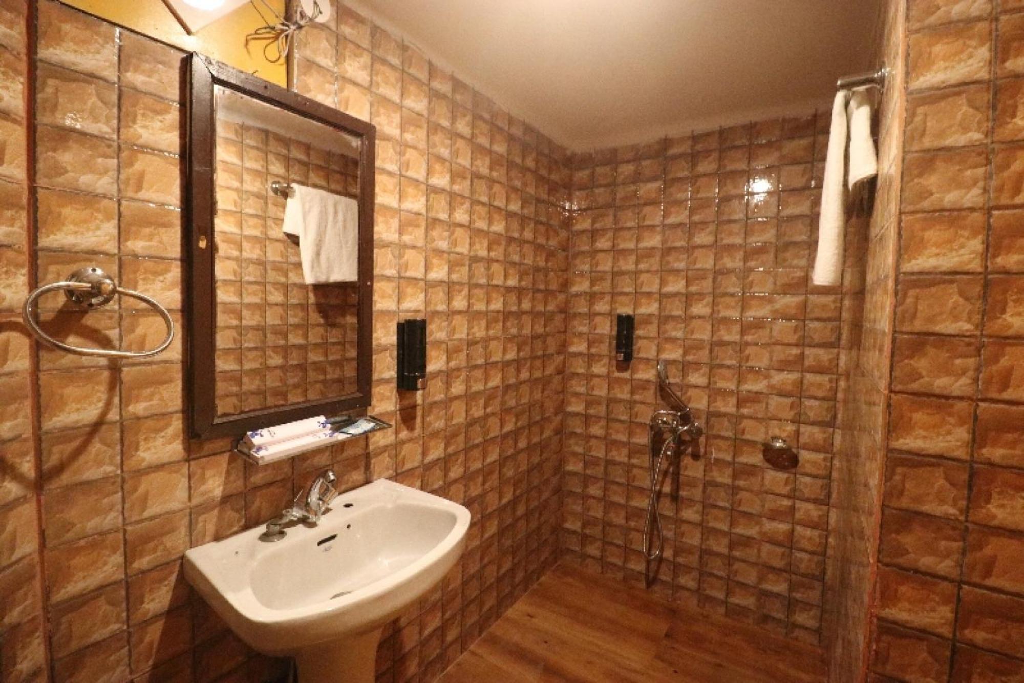 Hotel O Beas Regency Manali  Bagian luar foto